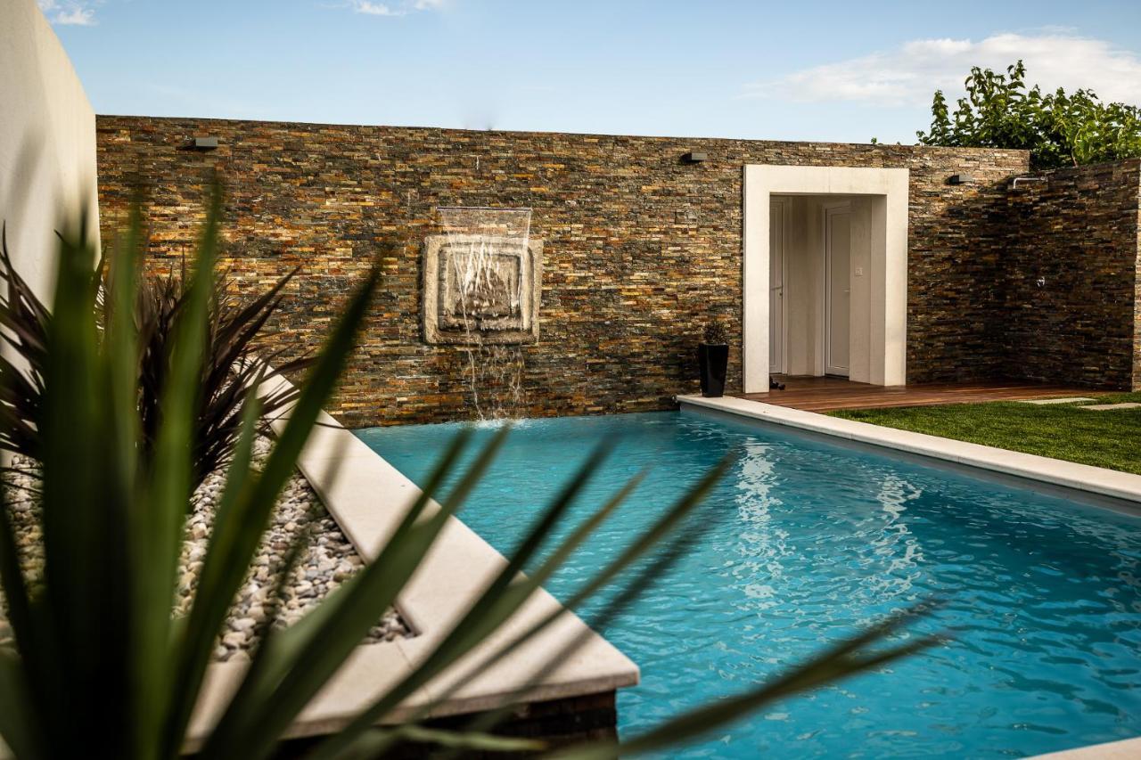 Villa Sunset Pool & Spa Apartments スポージニ・スコーフィ エクステリア 写真