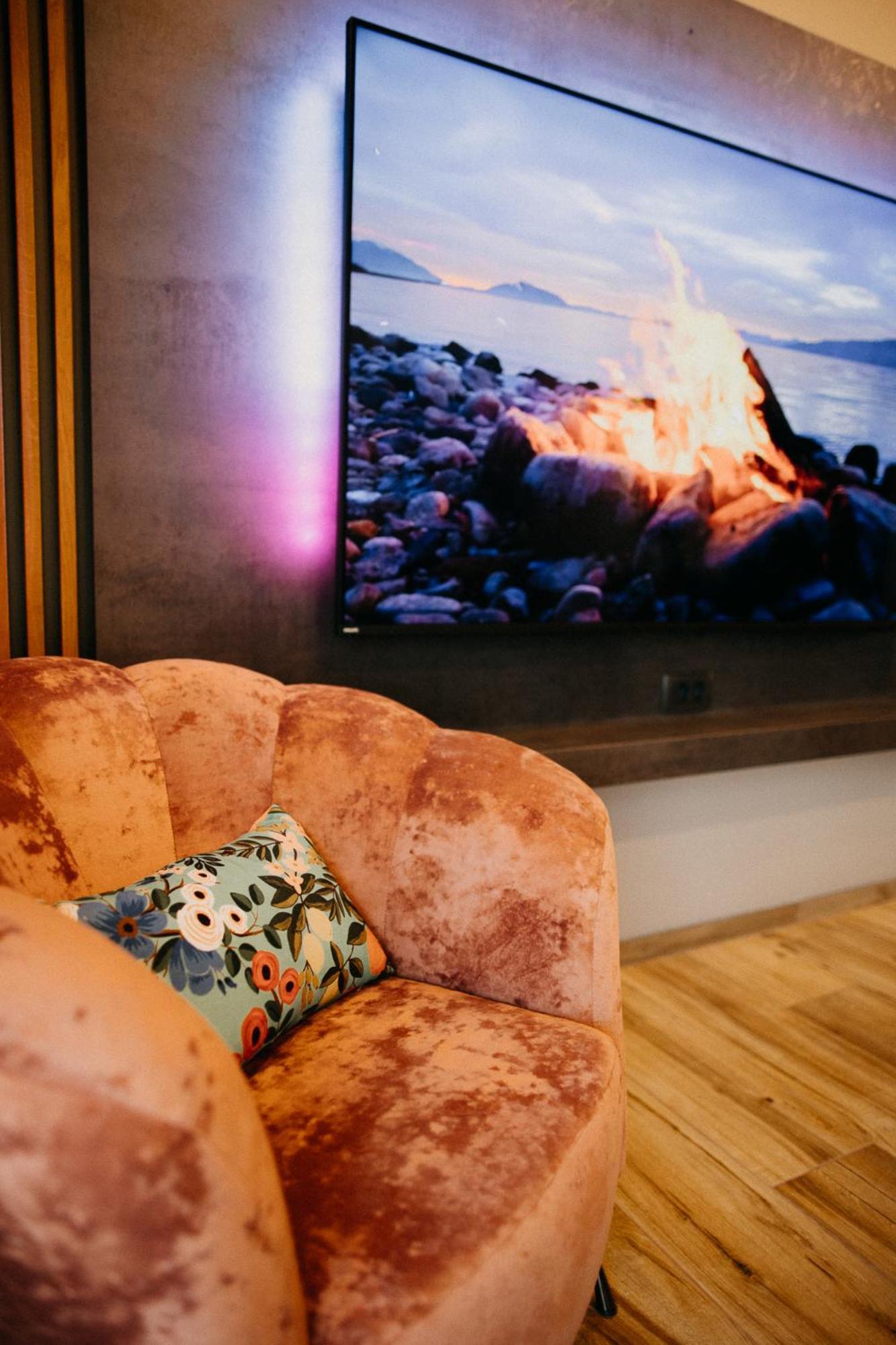 Villa Sunset Pool & Spa Apartments スポージニ・スコーフィ 部屋 写真